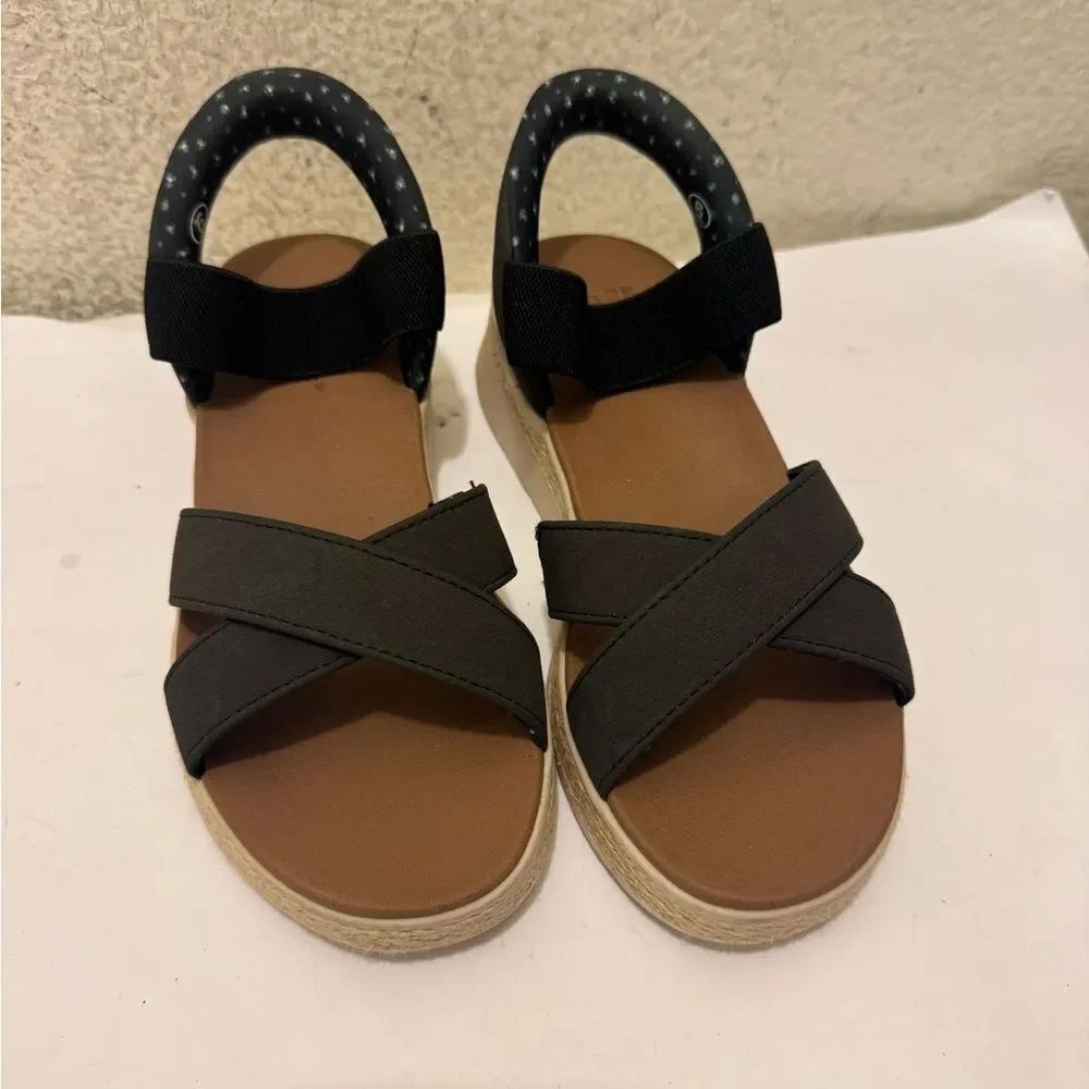 Skechers Black and Brown Women's Sandals wide fit size 6W
